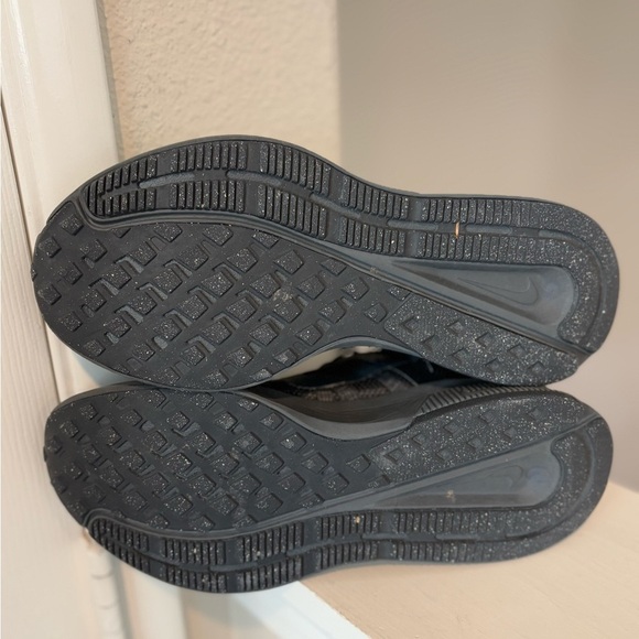 Nike Run Swift 2 Men's Black Athletic Running Shoes Sneakers CU3517-002 Size 7.5 - Picture 7 of 9